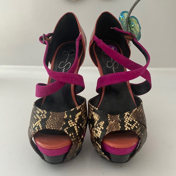 Jessica Simpson size 8.5 - Picture 1 of 4